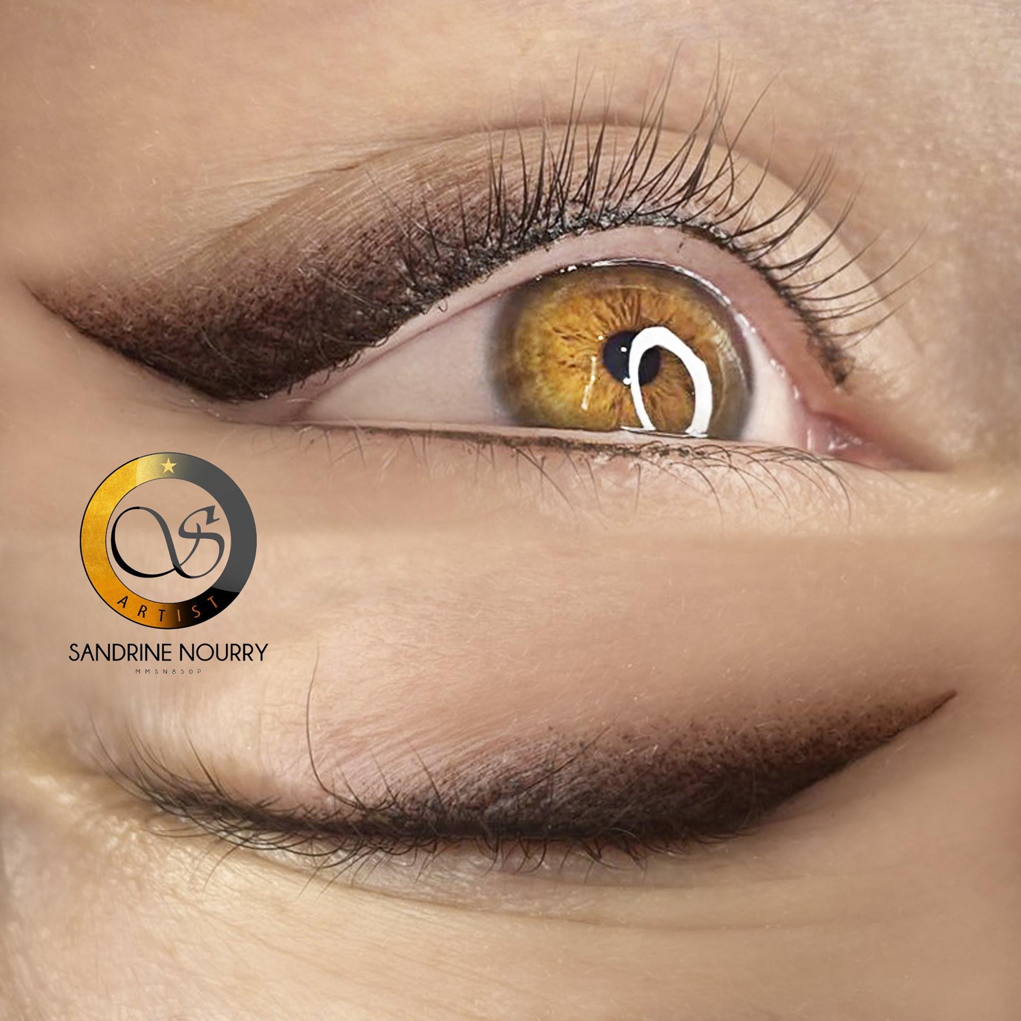 L'ombre De Ses Yeux Maquillage Permanent des yeux à Montpellier et tout l'Hérault