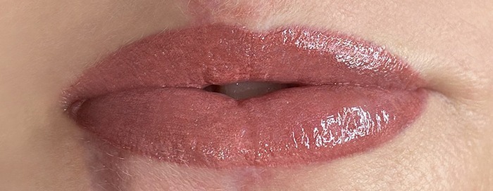 Correction-lèvres---maquillage-permanent-beauty-full-lips-Montpellier-by-Sandrine-Craft-master-Sviatoslav-Otchenash-France